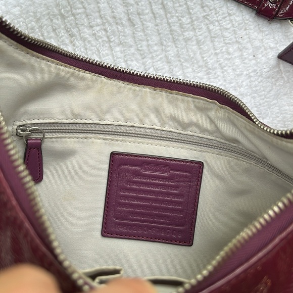Coach Patent leather bag EUC - Picture 10 of 15